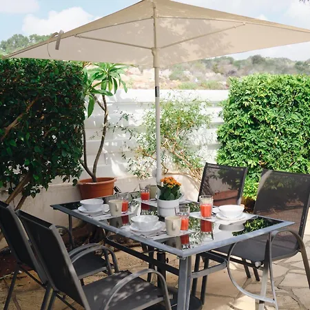 Semesterbostad Soleil - Charming 2br House With Garden At - Konnos Area