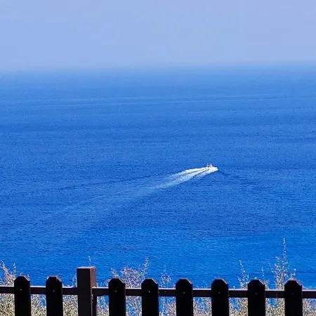 Holiday home Soleil - Charming 2br House With Garden At - Konnos Area *