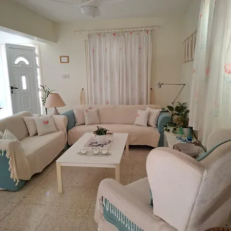 Holiday home Soleil - Charming 2br House With Garden At - Konnos Area