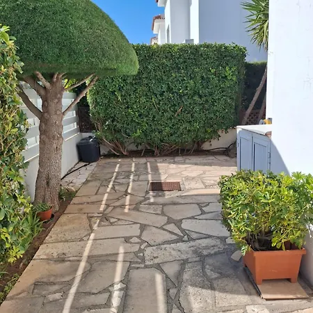 Soleil - Charming 2br House With Garden At - Konnos Area Protaras