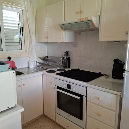 Soleil - Charming 2br House With Garden At - Konnos Area Holiday home