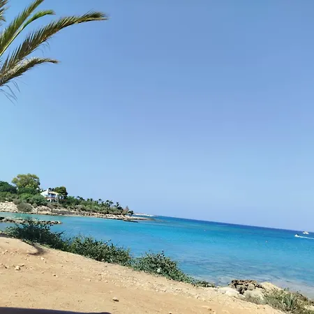 Soleil - Charming 2br House With Garden At - Konnos Area Vakantiehuis *