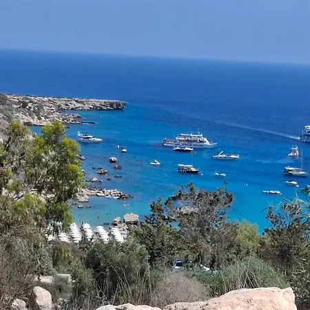 Soleil - Charming 2br House With Garden At - Konnos Area *